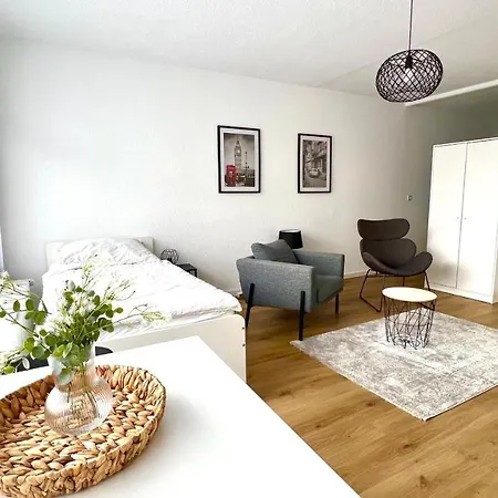 Schoene Wohnung In Linden - 48Qm, Moderne Kueche, Bad, Balkon, 4 Personen, Wifi Hannover Exterior photo