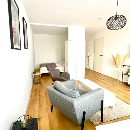 Schoene Wohnung In Linden - 48Qm, Moderne Kueche, Bad, Balkon, 4 Personen, Wifi Hannover Exterior photo