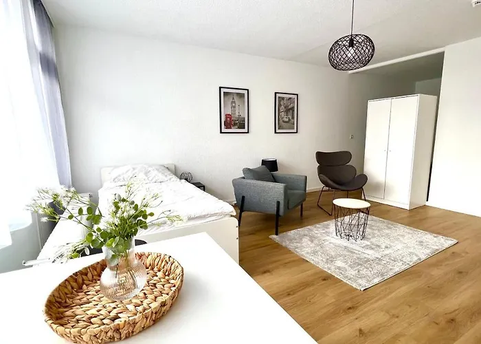 Schoene Wohnung In Linden - 48Qm, Moderne Kueche, Bad, Balkon, 4 Personen, Wifi