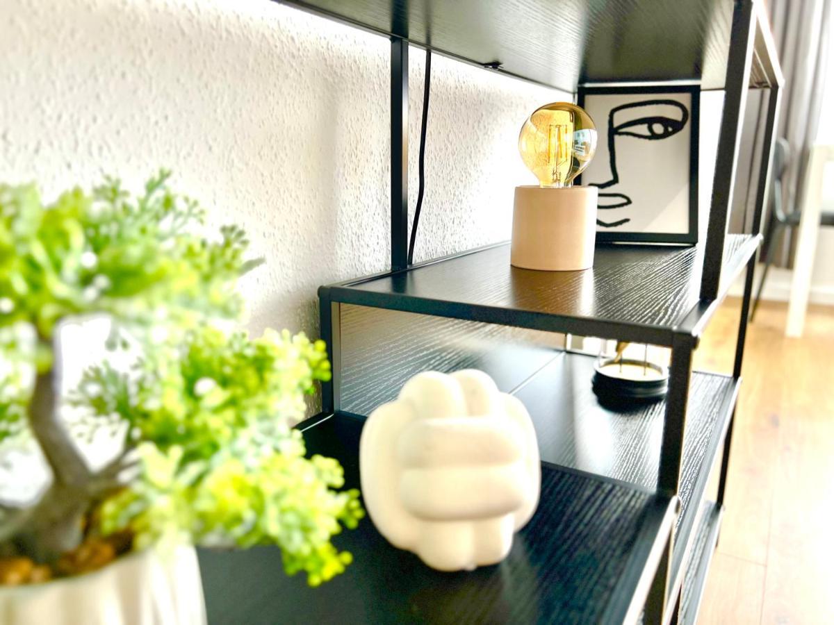 Schoene In Linden - 48qm, Moderne Kueche, Bad, Balkon, 4 Personen, Wifi Apartment Hannover