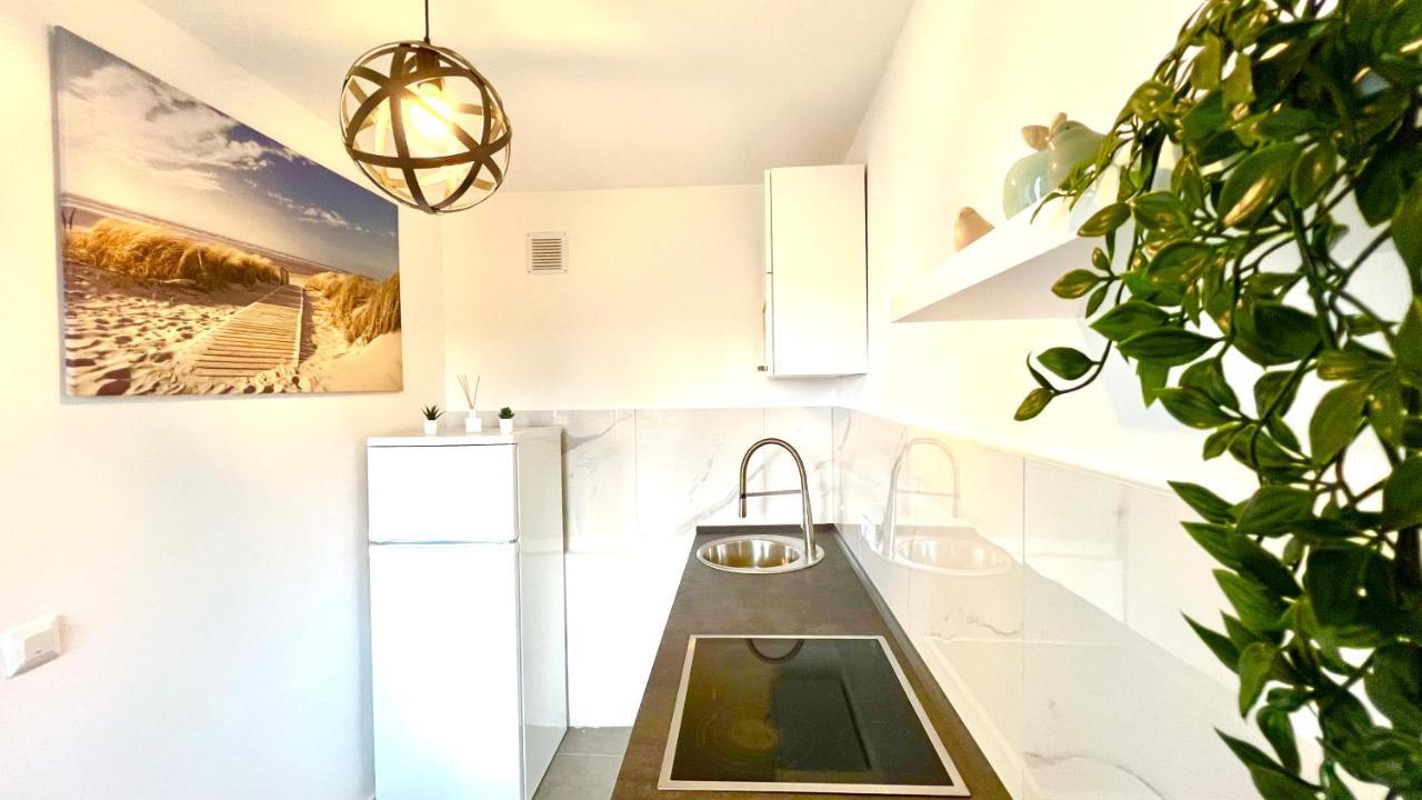 Schoene In Linden - 48qm, Moderne Kueche, Bad, Balkon, 4 Personen, Wifi Apartment Hannover
